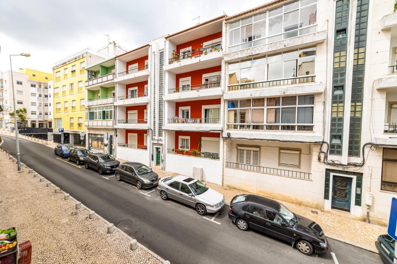 Golden Place - Cacilhas Almada Kültér fotó
